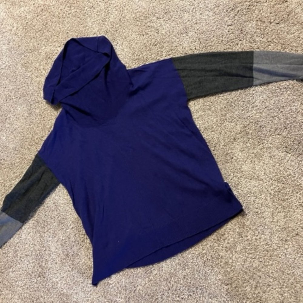 Cowl neck lightweight sweater